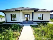 Casă de vânzare 80 mp | 3 camere | Zona Vișan | Loc parca 