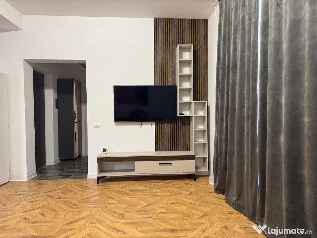 Inchiriez ap. 2 camere bloc nou