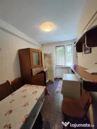 Garsoniera etaj 1 din 3, zona Sud, complet mobilat și utila 
