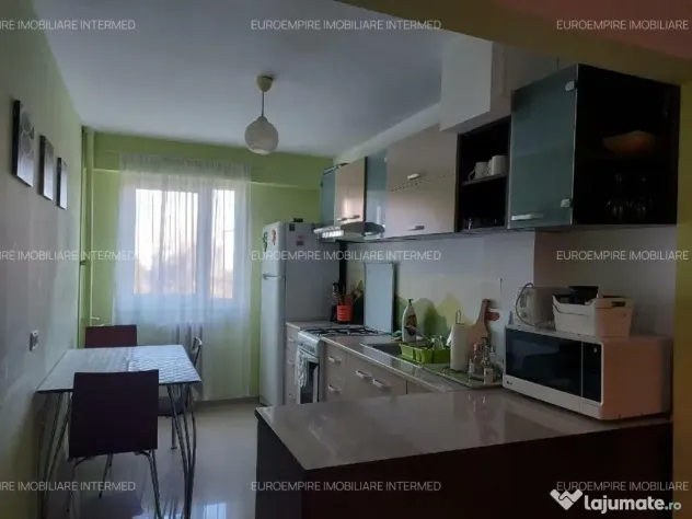 2 camere de vanzare zona Tomis Nord