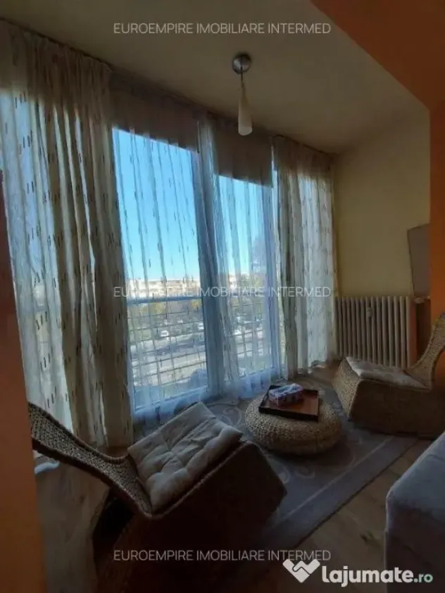 2 camere de vanzare zona Tomis Nord
