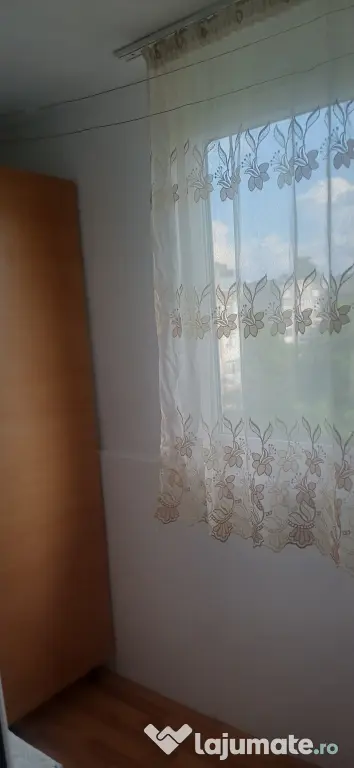 Inchiriez ap 2camere