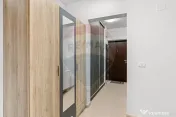Apartament 2 camere de închiriat + loc parcare în zona ...