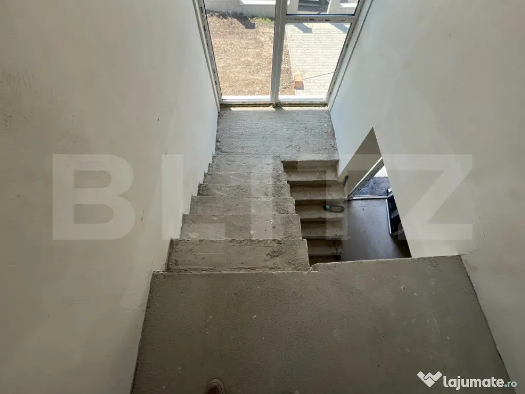 Casa individuala, PRIVELISTE unica, 180 mp, 710 mp teren