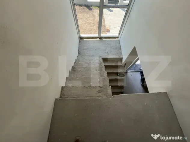 Casa individuala, PRIVELISTE unica, 180 mp, 710 mp teren