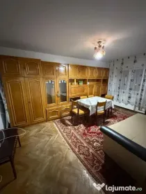 DAMBOVITA - ETAJ 2 - DECOMANDAT - 3 CAMERE - CENTRALA PROPRI