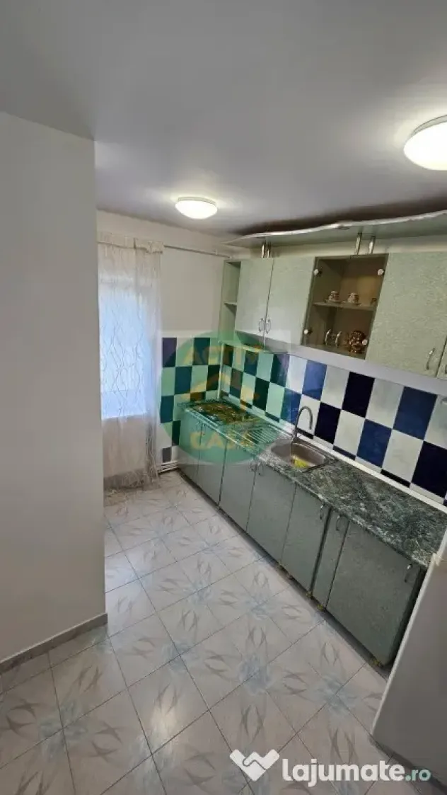 Apartament 3 camere, de inchiriat
