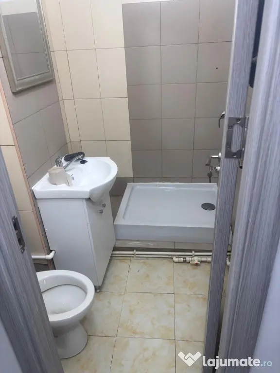 Etaj 1 - Apartament 2 camere confort 2, zona Viziru 3, Renov
