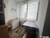 Garsoniera spatioasa de inchiriat – Tractorul / Coresi | 3 