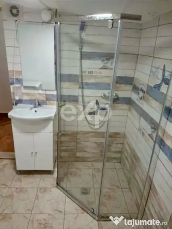 Garsonieră spațioasă de închiriat în Centrul Vechi –