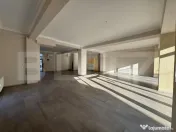 Spatiu comercial central,161 mp utili, open space, 2 locuri