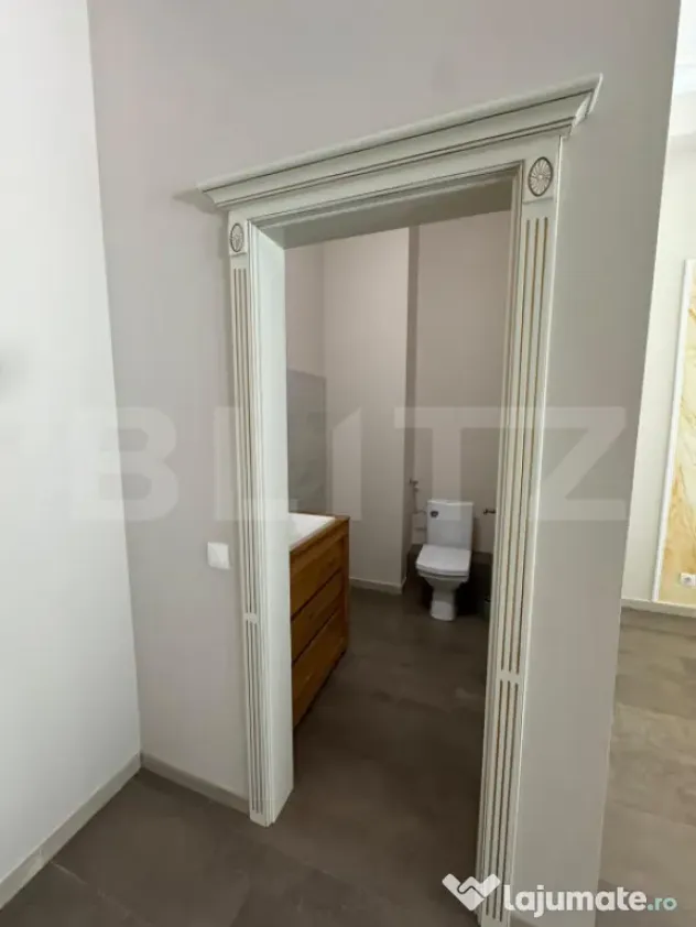 Spatiu comercial central,161 mp utili, open space, 2 locuri