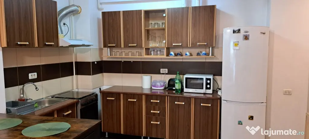 Inchiriere apartament 2 camere Militari Residence