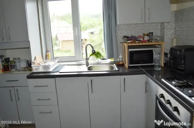 Nucsoara - Casa cu teren 600 mp