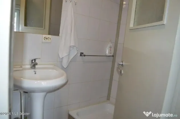 Nucsoara - Casa cu teren 600 mp