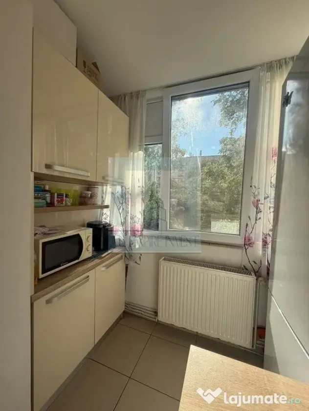 Apartament 3 camere - zona Bd. Gării/Făget