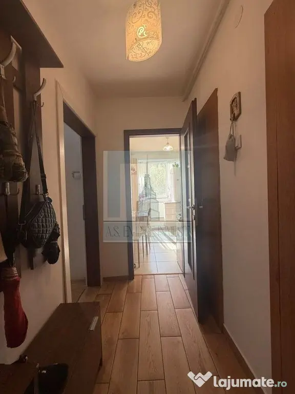 Apartament 3 camere - zona Bd. Gării/Făget