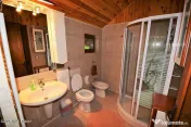 Campulung - Leresti, casa de munte, teren 5503 mp