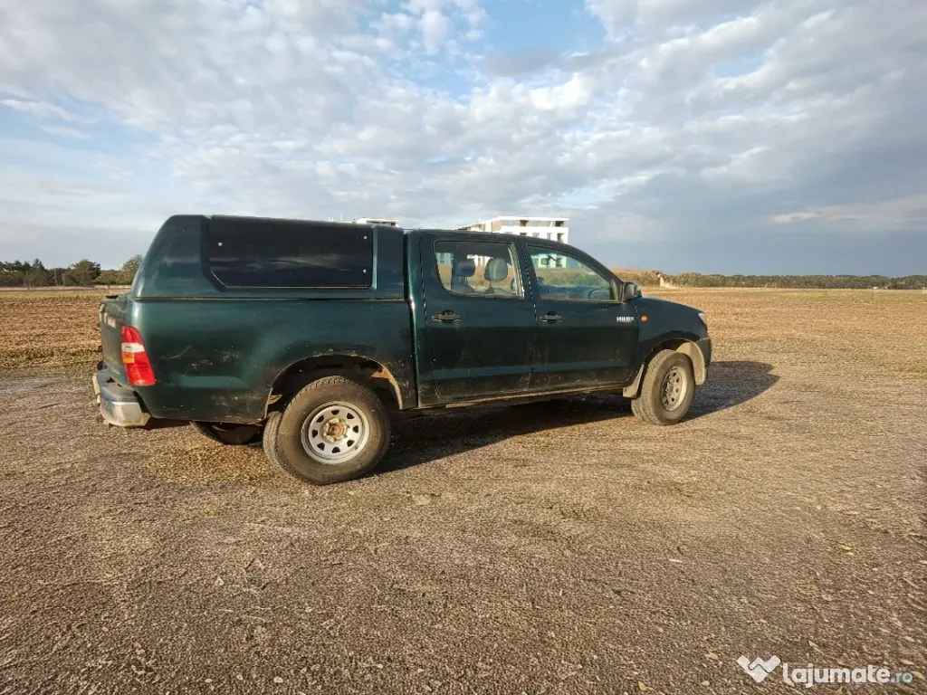 Vand Toyota Hilux