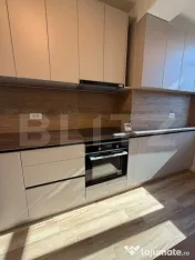 Apartament 2 camere, complet renovat, etaj 3, Bulevardul Geo