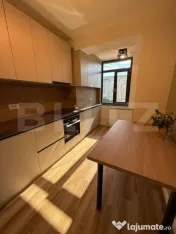 Apartament 2 camere, complet renovat, etaj 3, Bulevardul Geo