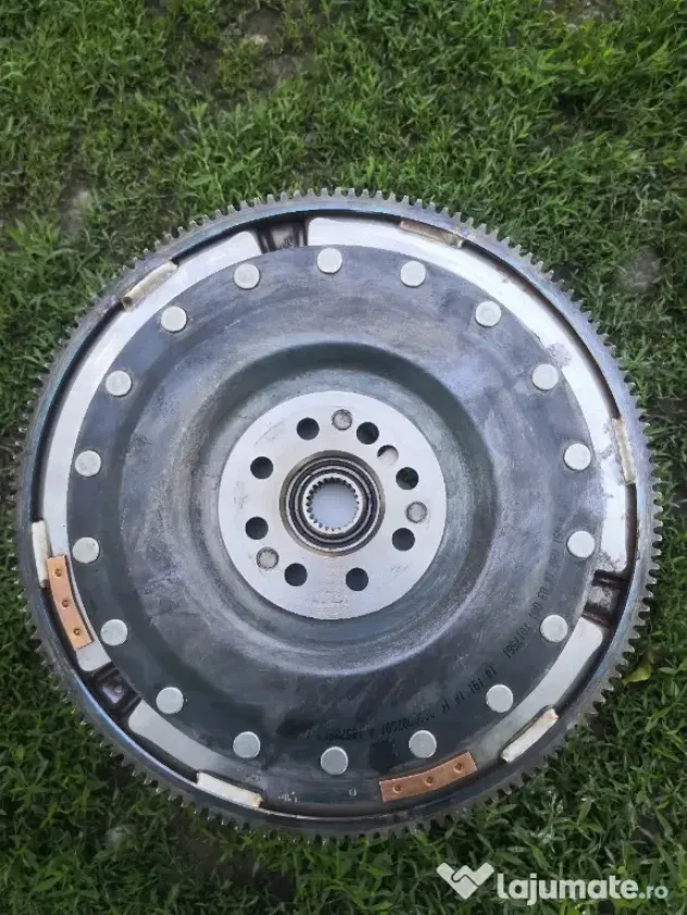 Volantă Originală Mercedes-Benz 2.1 / 2.2 CDI OM651 – Cod A6510301403