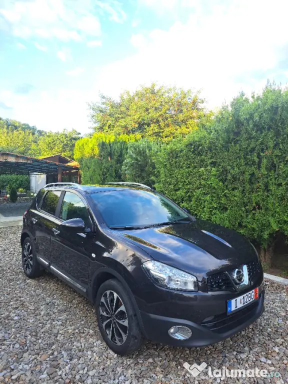 Nissan Qashqai model Tekna 2012 1.6 benzină mpi Euro 5