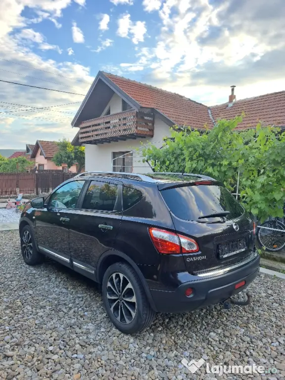 Nissan Qashqai model Tekna 2012 1.6 benzină mpi Euro 5