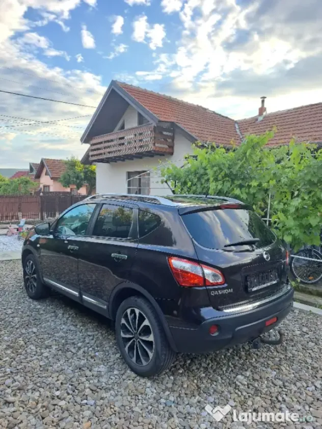 Nissan Qashqai model Tekna 2012 1.6 benzină mpi Euro 5