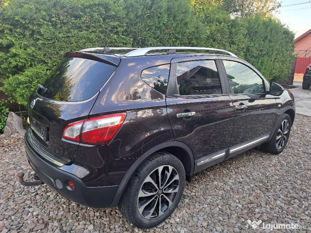 Nissan Qashqai model Tekna 2012 1.6 benzină mpi Euro 5