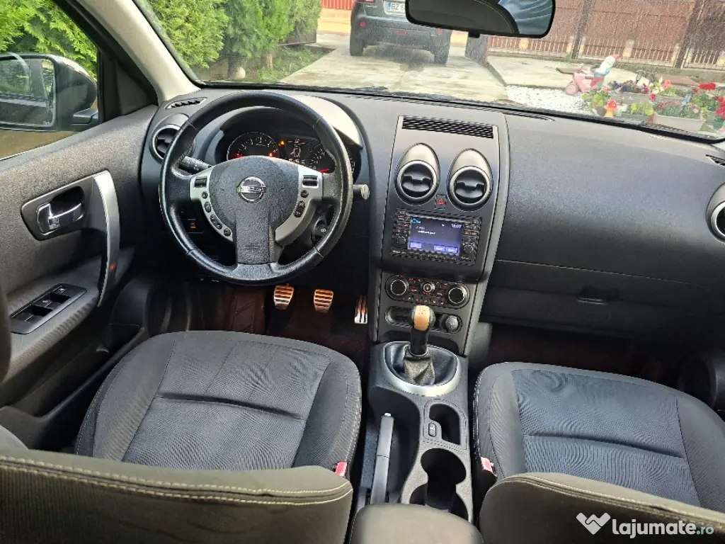 Nissan Qashqai model Tekna 2012 1.6 benzină mpi Euro 5