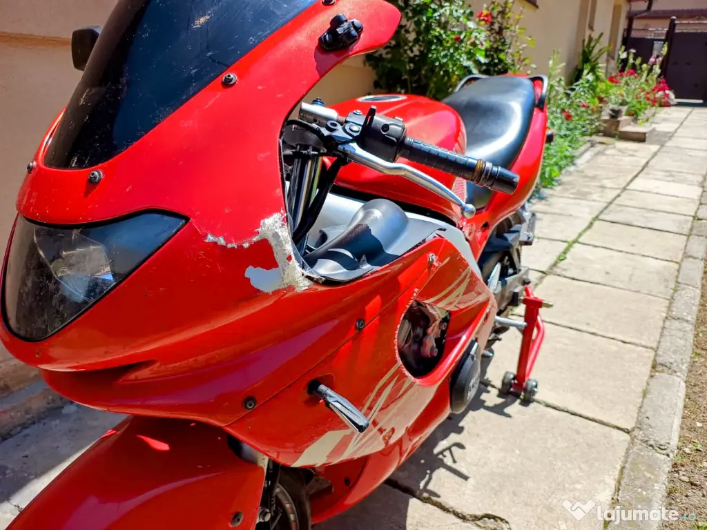 Yamaha YZF 600R Thundercat – 1998