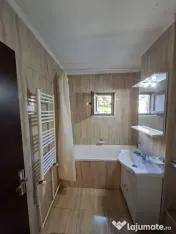 Apartament cu 3 camere 2 băi (72 mp) în Tomis Nord 
