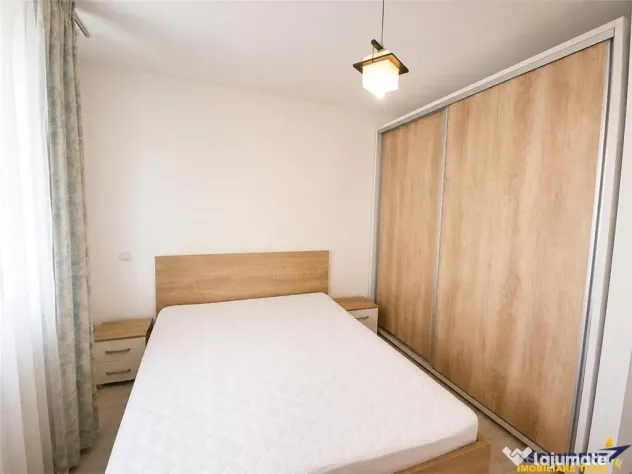 Apartament 2 camere cu parcare si boxa, Top City, Tractorul