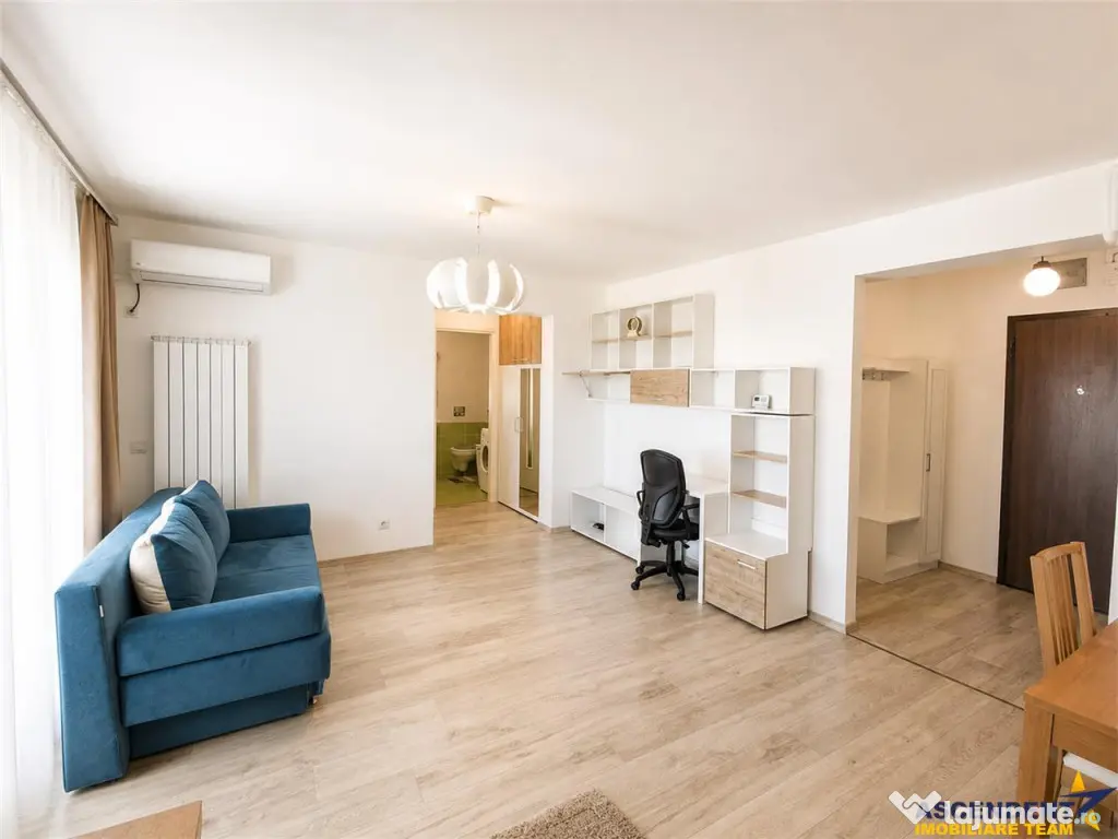 Apartament 2 camere cu parcare si boxa, Top City, Tractorul