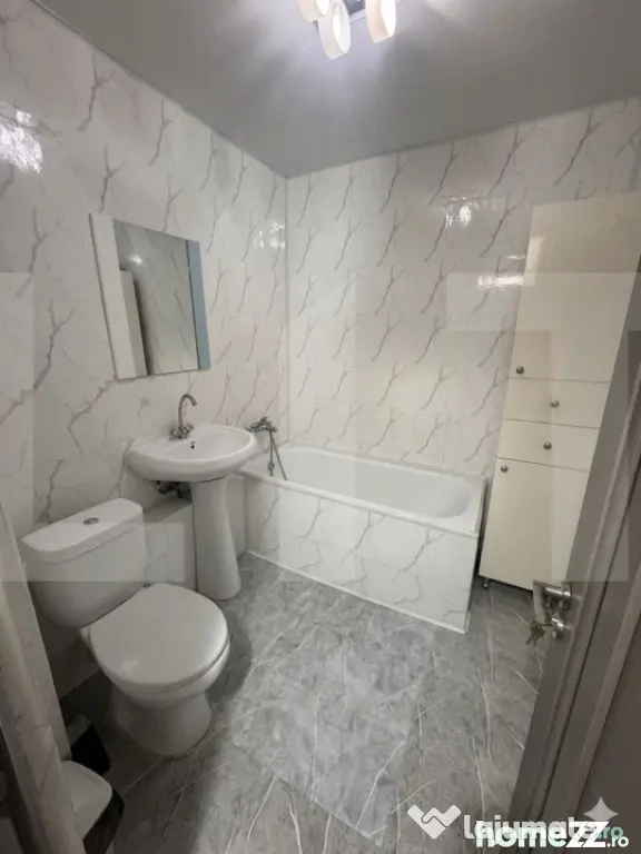 Apartament cu 3 camere decomandat - complet mobilat - zona M