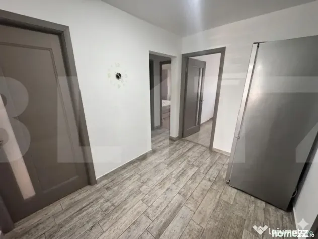 Apartament cu 3 camere decomandat - complet mobilat - zona M