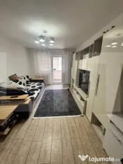 Apartament cu 3 camere decomandat, complet mobilat, zona Mal