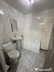 Apartament cu 3 camere decomandat, complet mobilat, zona Mal