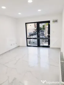 Apartament 3 camere, parter înalt, finisat