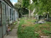 Teren de vanzare cu casa de 160 mp utili si 590 mp curte,