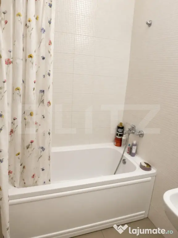 Apartament 45 mp cu Parcare |decomandat| Etaj 8 | Privelișt