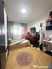 Apartament 3 Camere Decomandat Zona Far 
