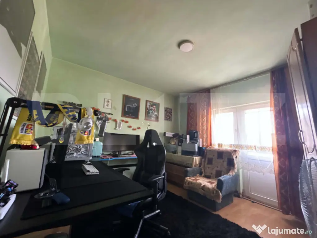 Apartament 4 camere cu potențial, 79 mp, parter, zonă apre