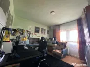 Apartament 4 camere cu potențial, 79 mp, parter, zonă apre