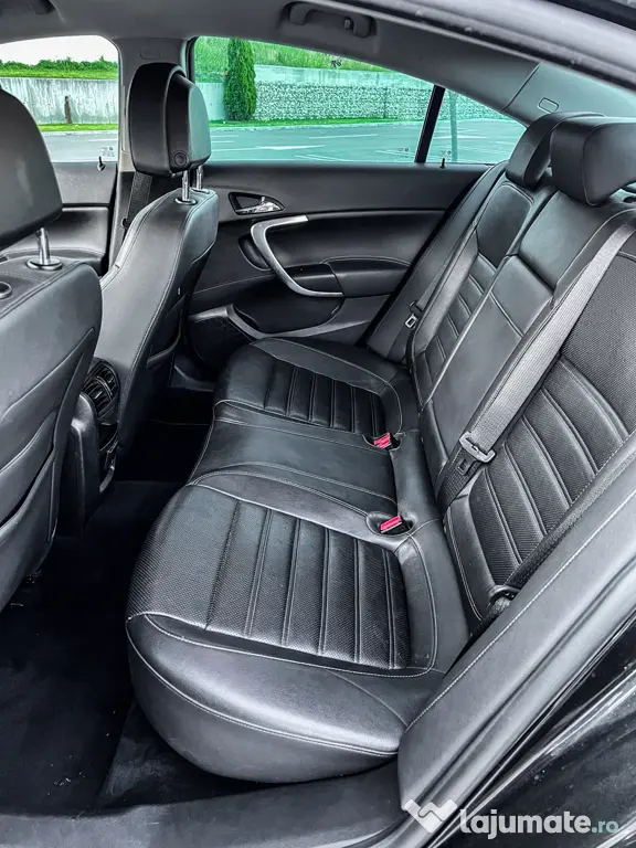 Opel Insignia 2011 piele perforata bixenon