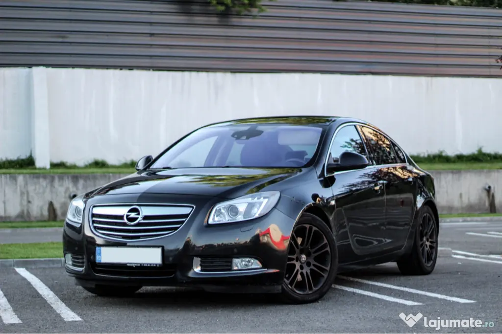 Opel Insignia 2011 piele perforata bixenon