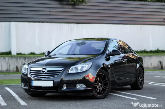 Opel Insignia 2011 piele perforata bixenon