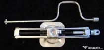 Cric mecanic universal tip foarfeca, mic si mare cu coarba