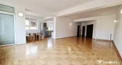 Vilă P+1+Pod, 320 mp, Teren 544 mp, Damaroaia 